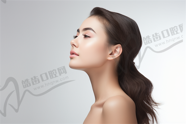 深圳玉顏堂醫(yī)療美容門診部推出的脂肪填充失敗修復(fù)服務(wù)，現(xiàn)優(yōu)惠價僅需6800元起，原價8000元起，機會難得，務(wù)必把握！