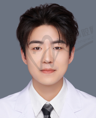 李楊云暉