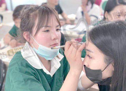 轻薄针打完几天见效？