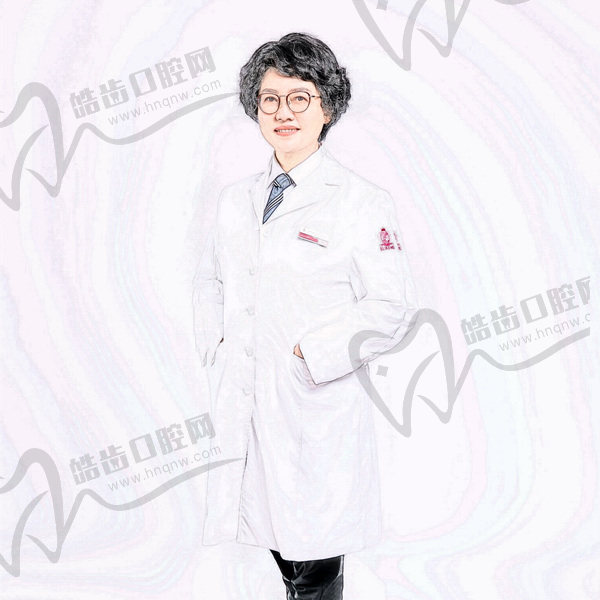 李玲