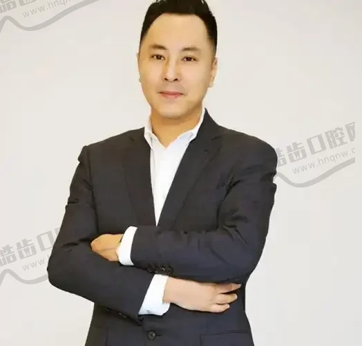 萬曉楠