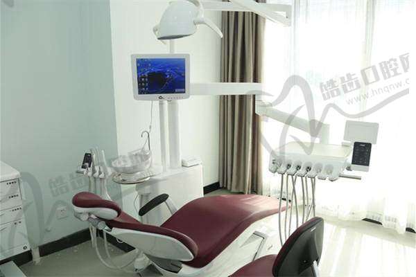 深圳麦芽口腔医院怎么样【是公立吗?医保能用?】2025种牙2980起|二级正规医院|医生技术强|口碑真实评价